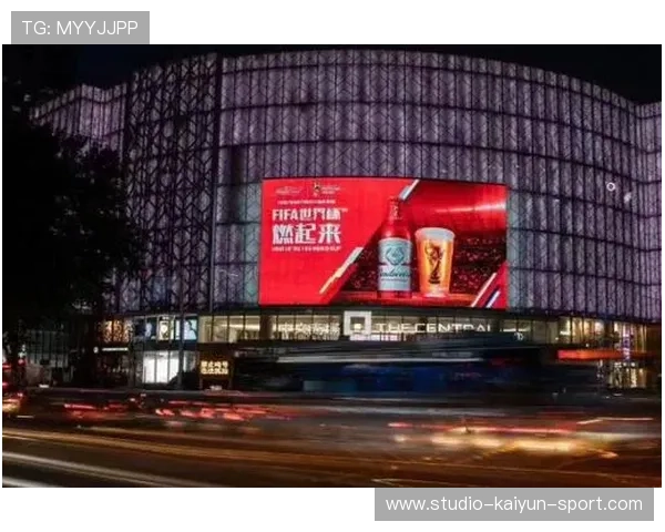 媒体称场上场下都“燃起来”